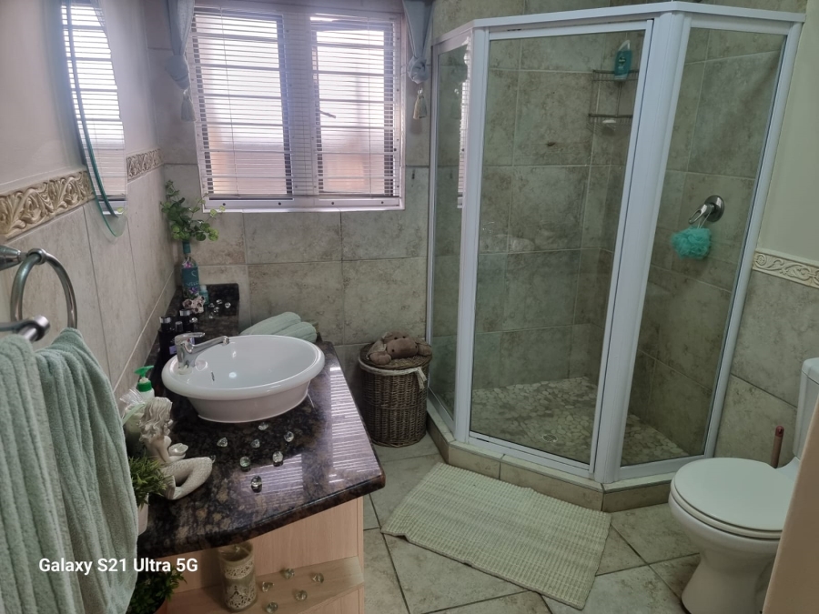 4 Bedroom Property for Sale in Wilderness Central Western Cape